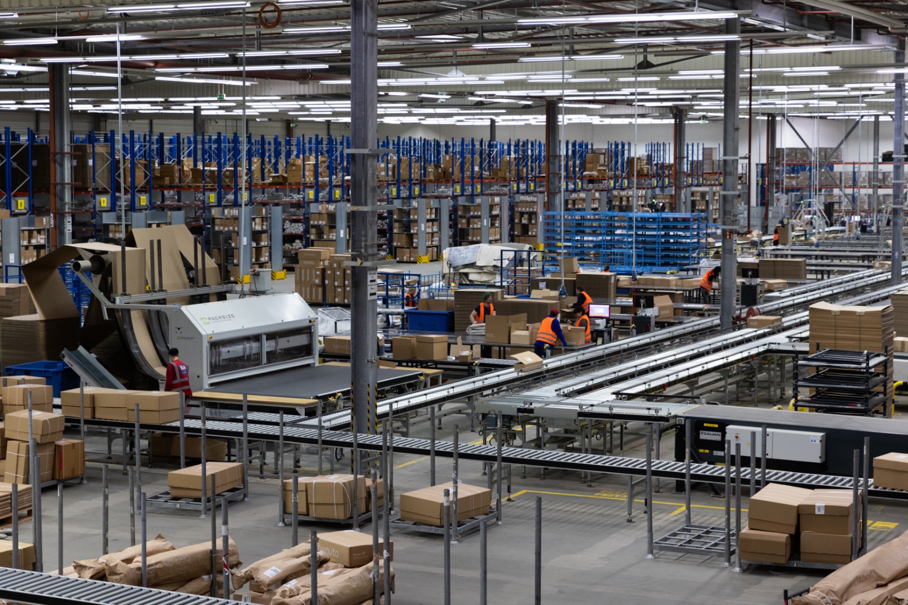 Hallenarchitektur bei BA Logistics Dormagen